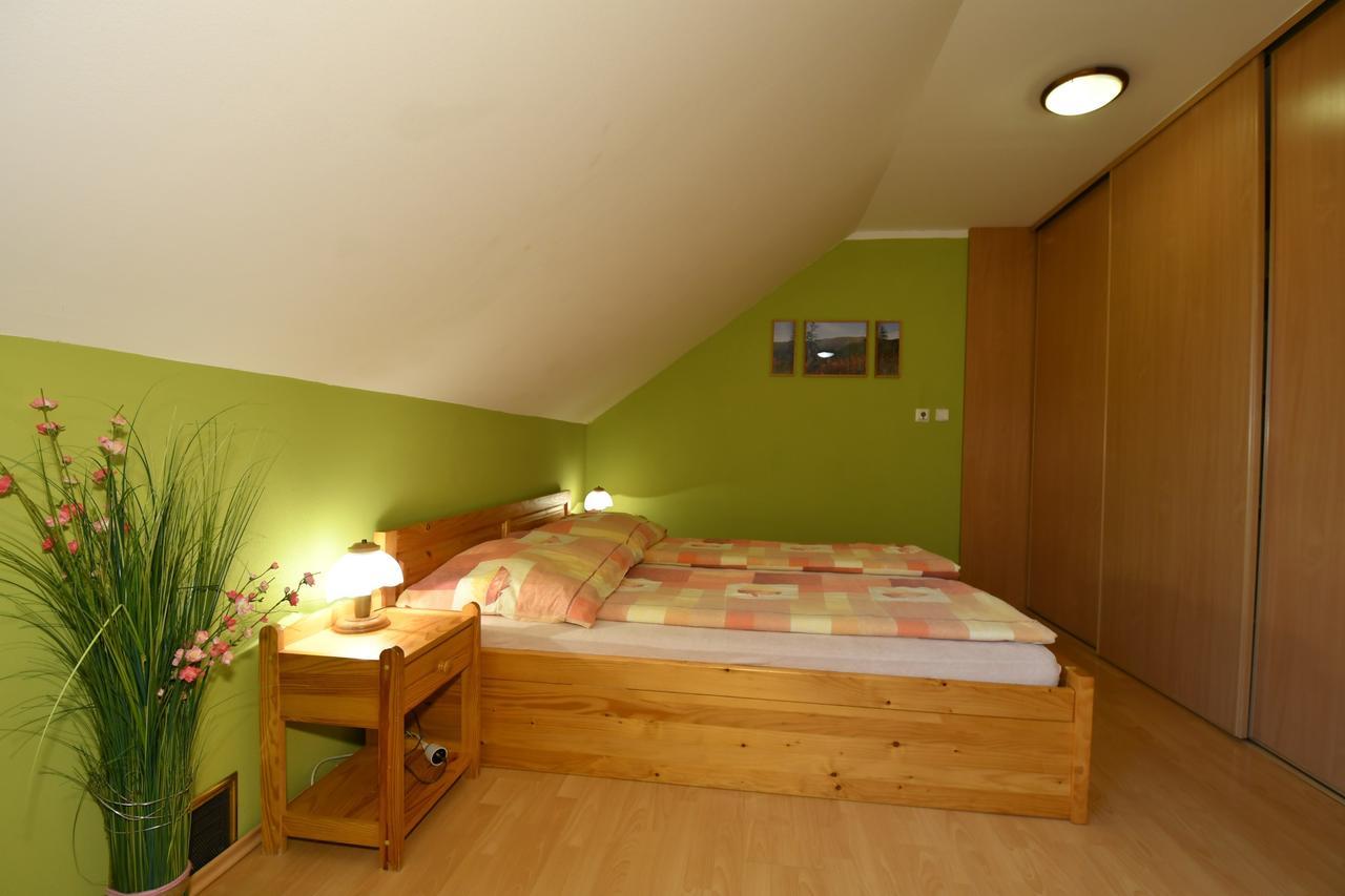 Apartman U Sarky Valaská Екстериор снимка